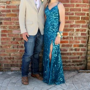 Camille La Ve Sparkly Turquoise Dress